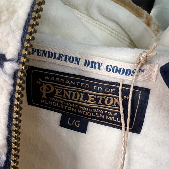 Pendleton Multicolor Geometric Jacket - Picture 11 of 11